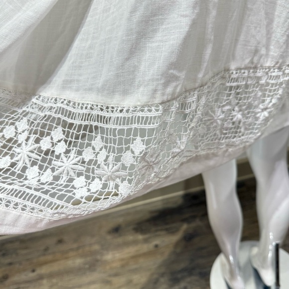 Free People Green Gardens Boho Ivory Cutout Embroidered Hem Tunic Top - Picture 7 of 15
